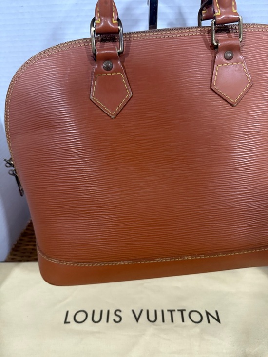 Louis Vuitton Tan Epi Alma Satchel W/Dustbag - Picture 6 of 11